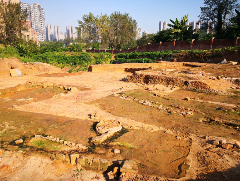 四川成都琉璃厂出土大量五代至宋元瓷器