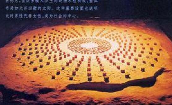 3800年的太阳墓葬惊现七星棺材，墓主人竟然是中原人