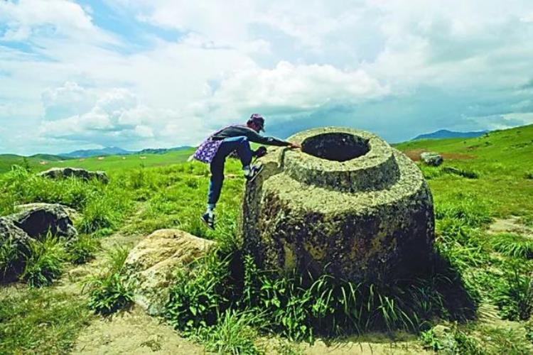 老挝花岗岩,老挝最大平原