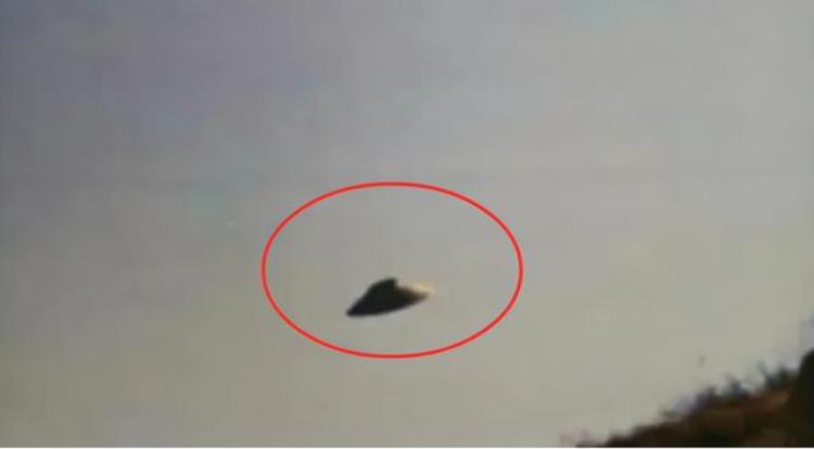 大连凌晨三点不明飞行物,ufo不明物体事件