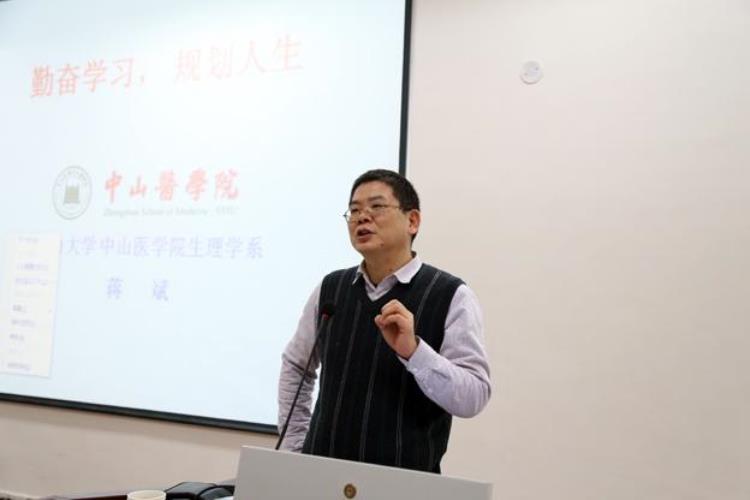 潘宗光的右脑开发论是宣扬了迷信和伪科学吗「潘宗光的右脑开发论是宣扬了迷信和伪科学」