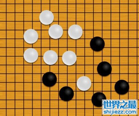 五子棋最高为九段段位，段位之后还分级别，一级为最高