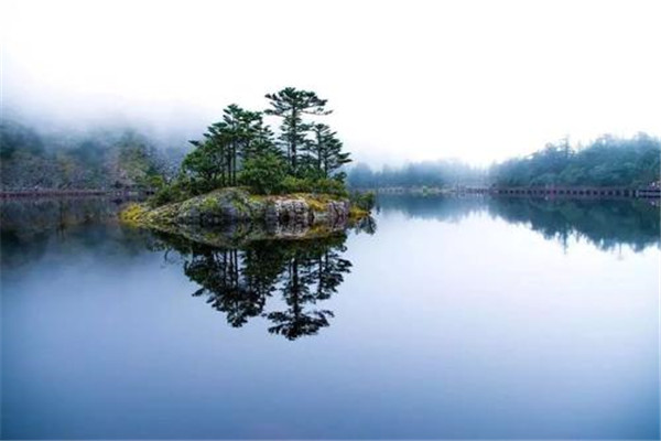 世界第一大温泉在哪里 螺髻山（螺髻九十九里的奇观）