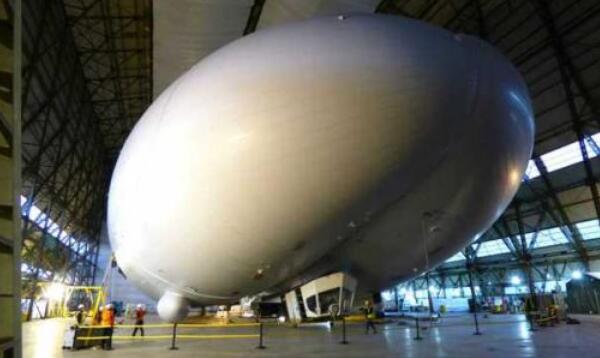 世界上最大的飞行器，Airlander（体长92米/长的像屁股）