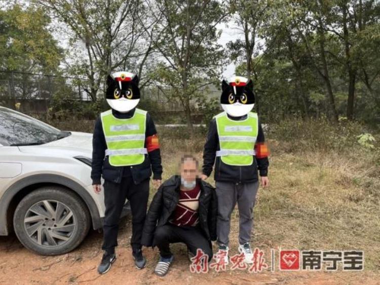 窃贼和民警玩躲猫猫结果民警赢了被抓,民警和窃贼赛跑