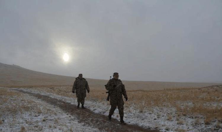 蒙古女兵身材,蒙古国女兵为啥很美