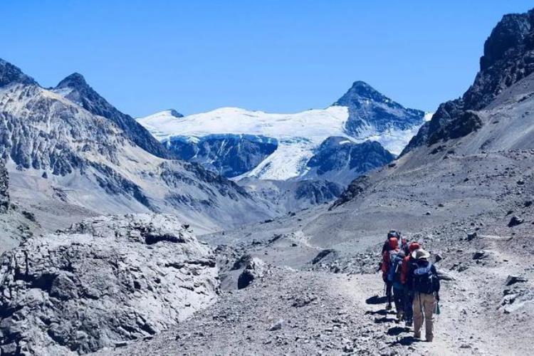 阿空加瓜峰是哪个大洲最高的山峰,美洲巨人遗址