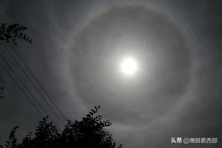 奇闻甘肃平凉的天空太阳戴上美瞳