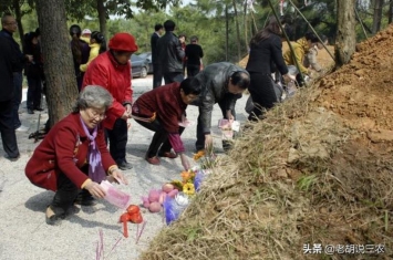 清明节上坟前三后四是什么意思,上坟前三后四的讲究